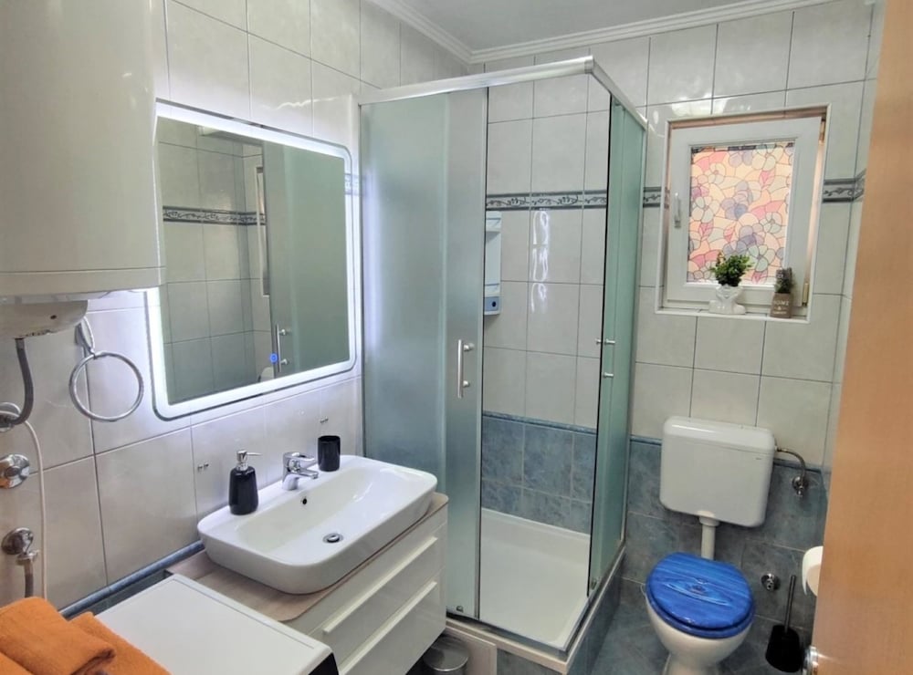 Exquisite Crikvenica Apartment With Balcony