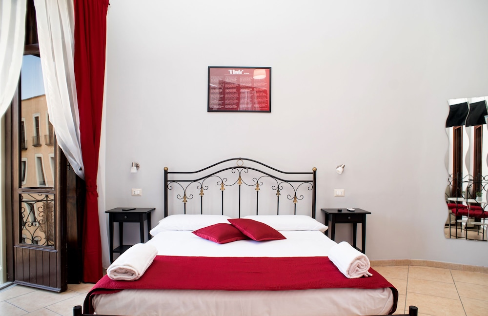 B&B 'A Livella