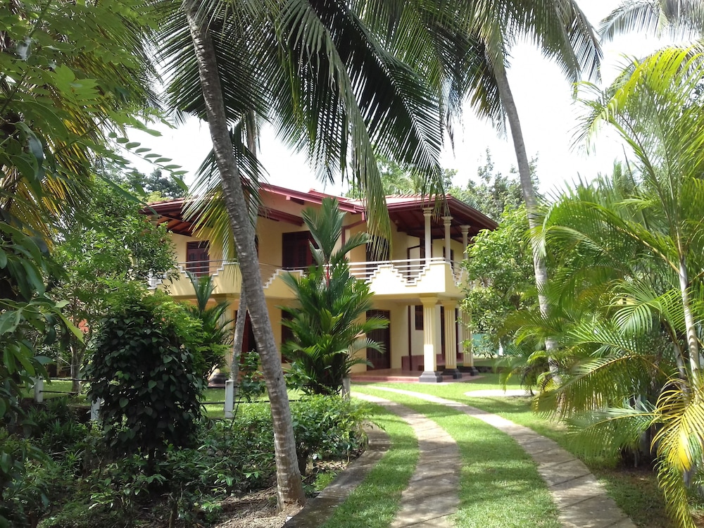 Vinses Villa in Hikkaduwa