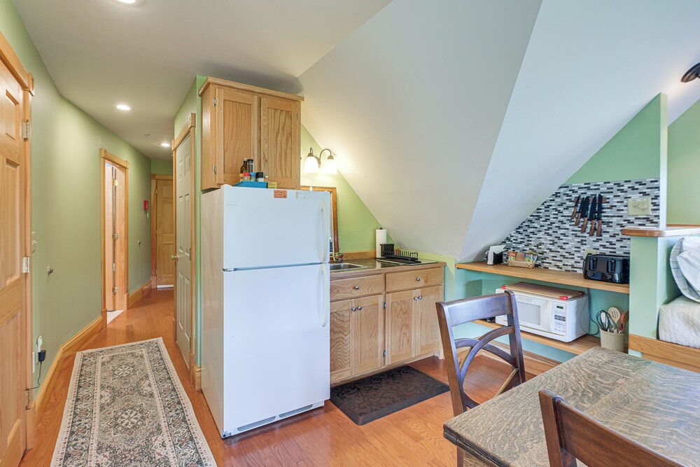 Shared Dock & Fire Pit: Peaceful Surry Studio!