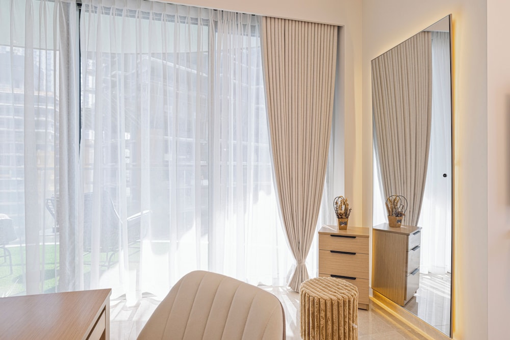 Grande Suites by Hostiva - Burj View