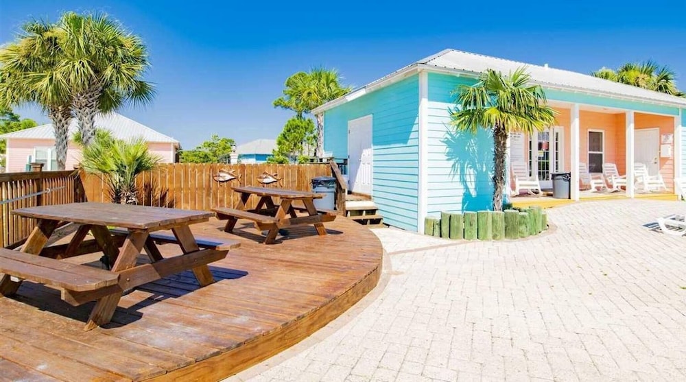 5003 Rookery 3 Sea Pearl With 2 Pools Beach Access Beach Tent Wagon Chairs etc