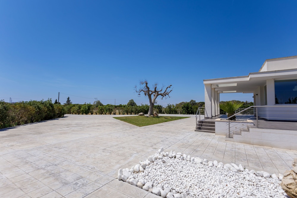 3704 Perla Dello Ionio by Perle di Puglia view 3