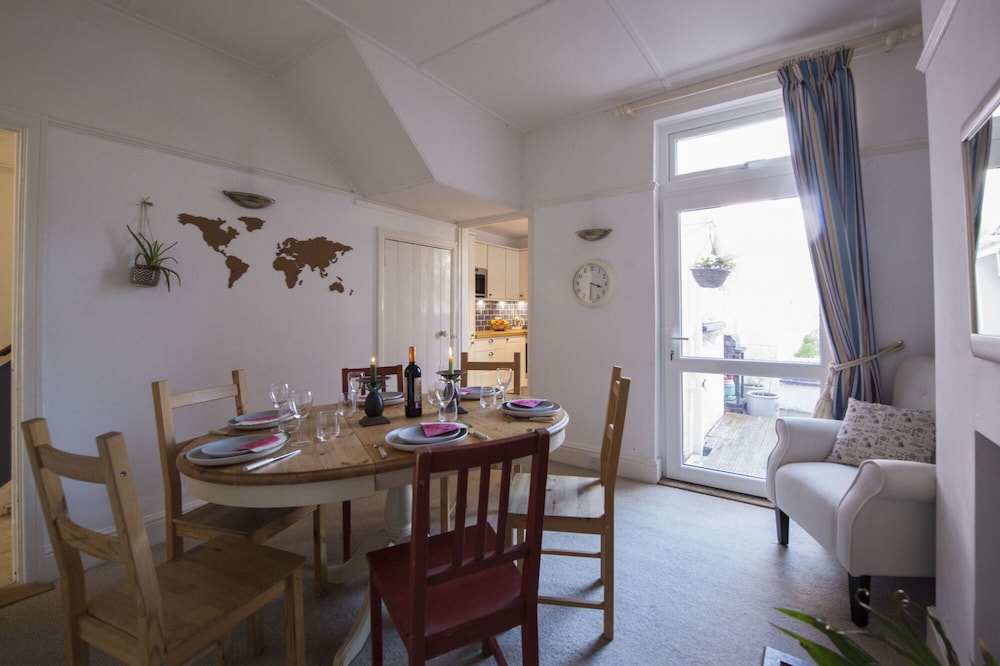 Fishermans Cottage view 5