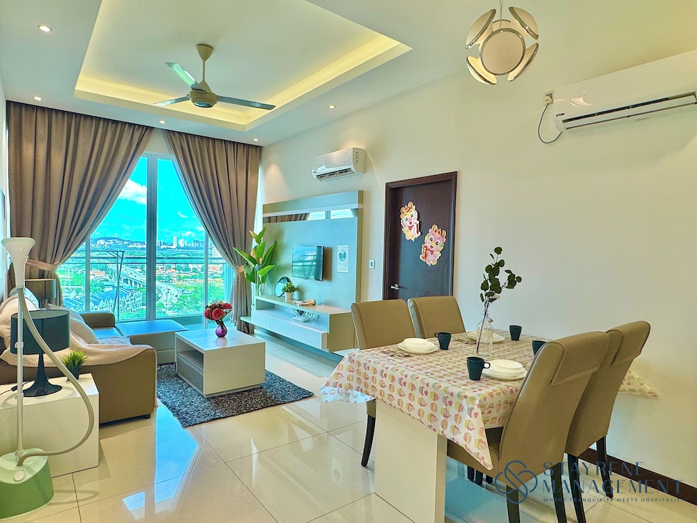 Paragon Suites CIQ By Stayrene