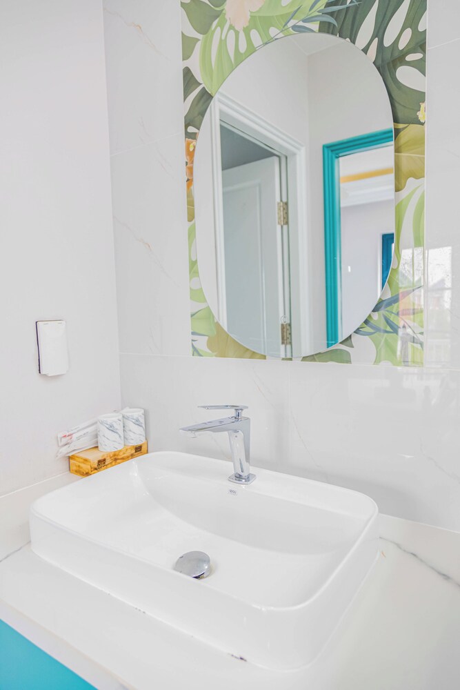 Luxury 4 br Emerald Villa-Novaworld PT