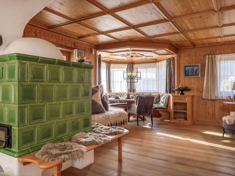 Exclusive Tyrolean Chalet Near Ski Lifts