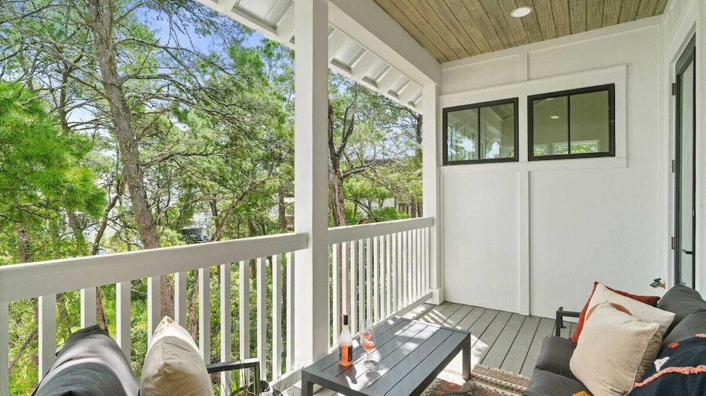 2 Homes in Inlet Beach by Avantstay Dock+lake Access, Saltwater Pool, Close to the Beach