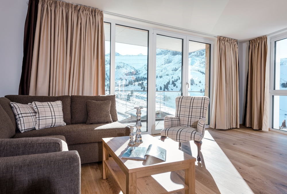 All-Suite Resort Kühtai view 5