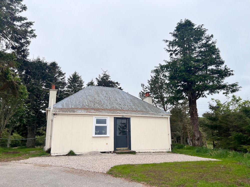 Challenger Bothy