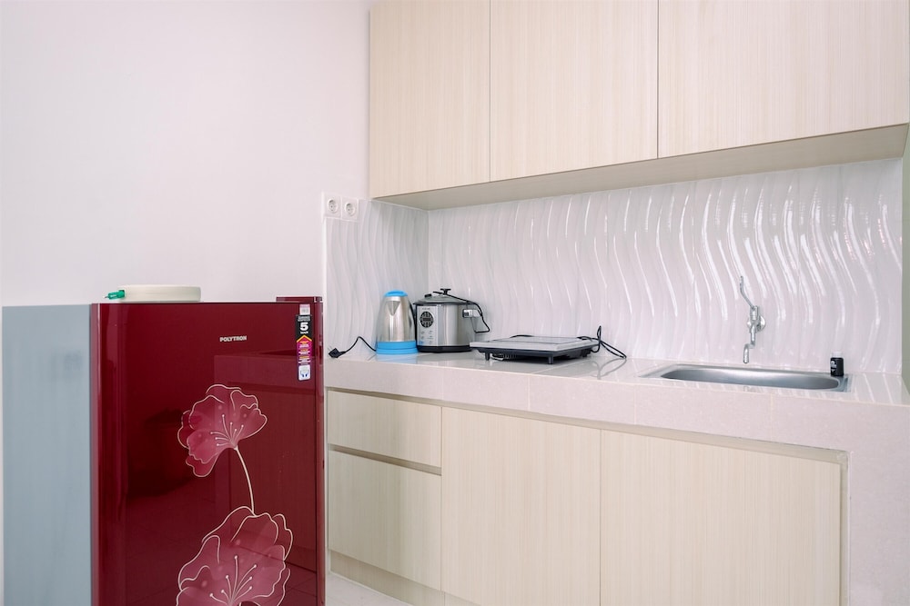 Comfy Studio at Sentul Tower Apartment