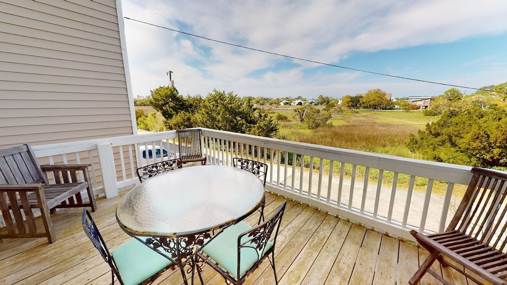 One Marsh Creek by Tybee Vacation Rentals