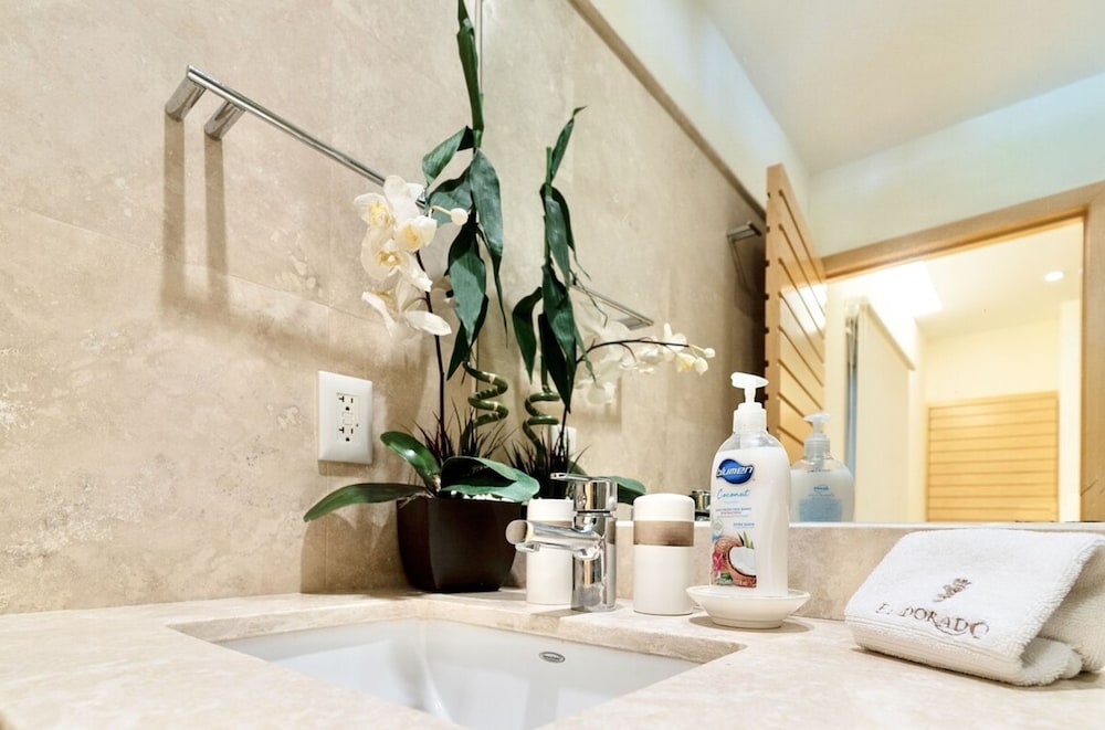 Anana El Dorado 203 Condo With Lake Views Pool