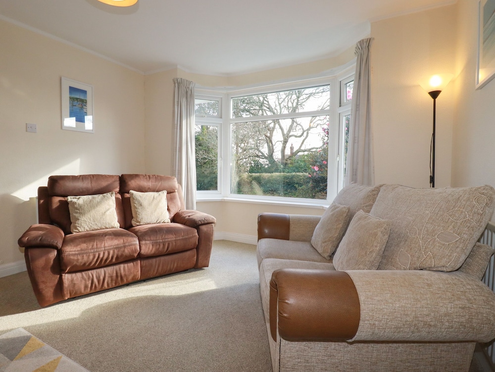 Truro Vacations - 5 Carlyon Road - Property Image 2