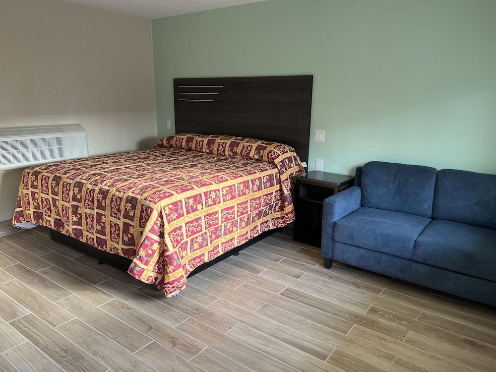 Mauna Loa Motel