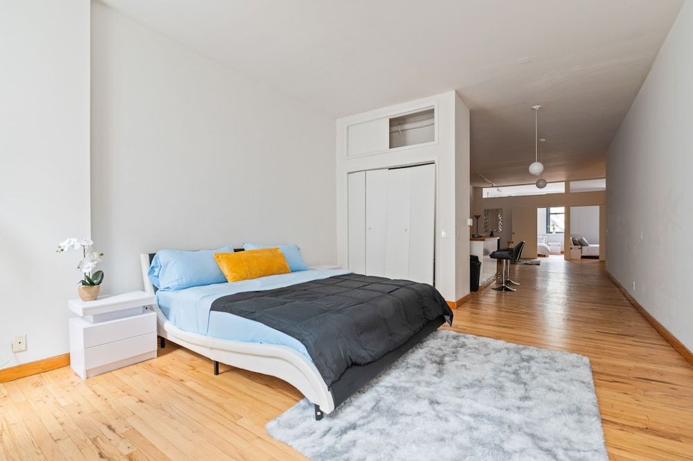 XL Prime Tribeca Furnished Loft