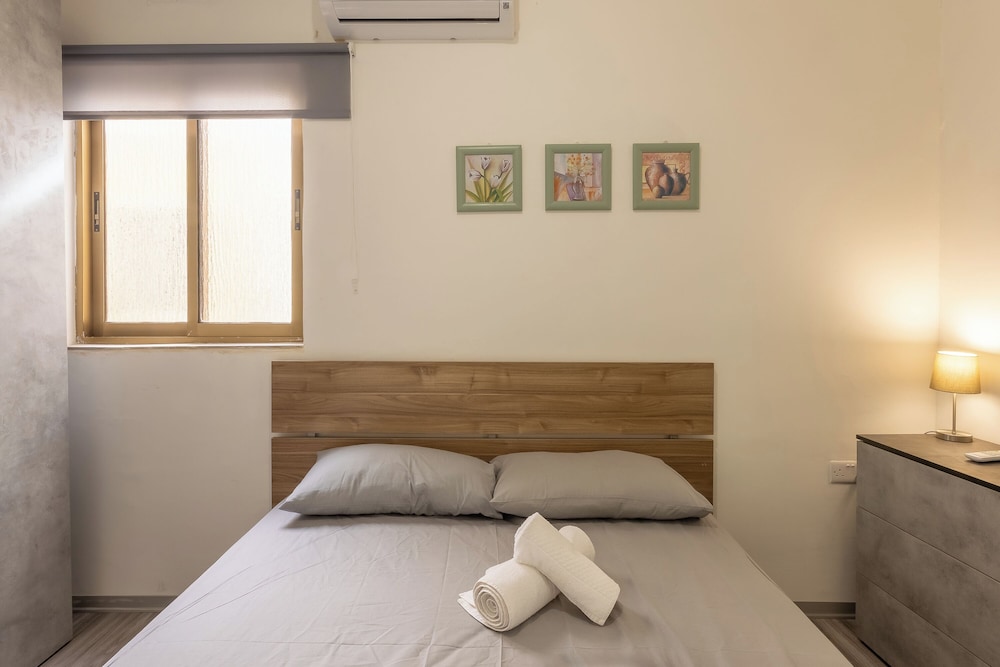 Sea & Valley Riva Court Apt Marsalforn