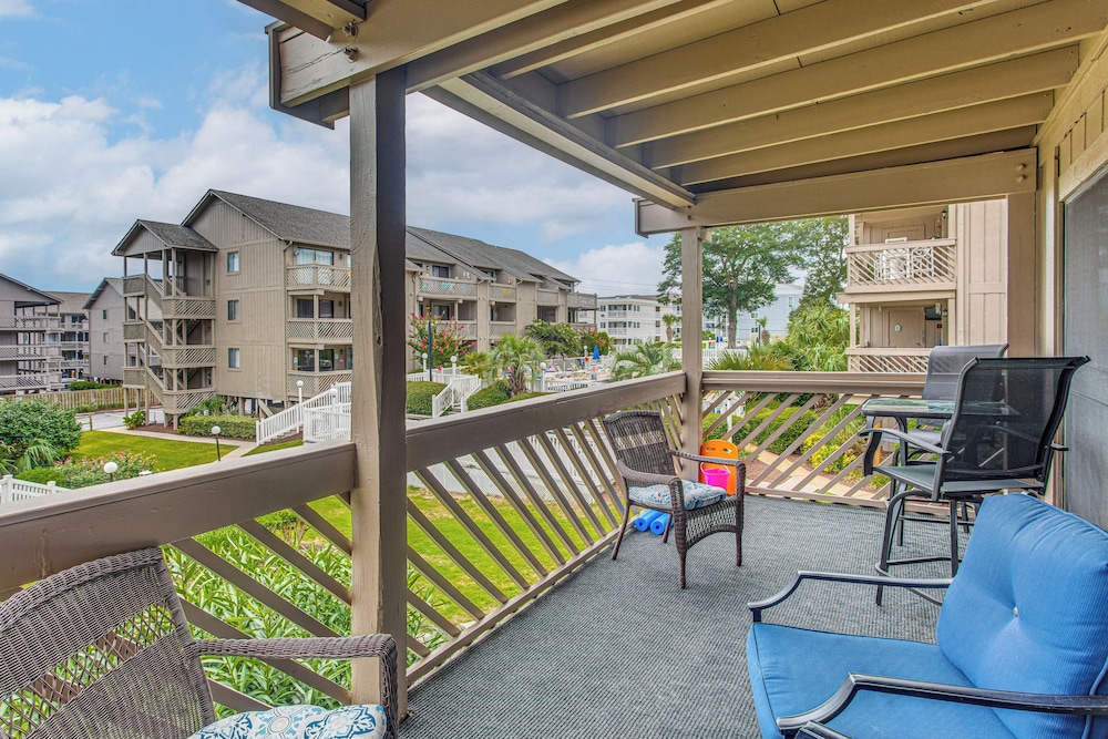 Poolside Fun + Ocean Strolls: Myrtle Beach Oasis!