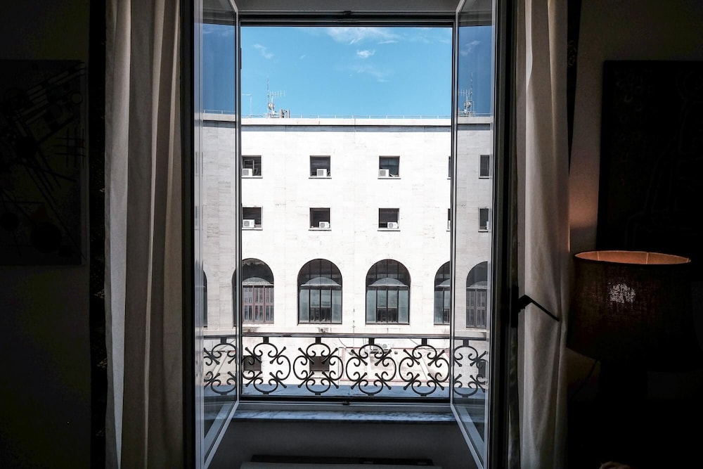 Domus Linda in Roma With 1 Bedrooms and 1 Bathrooms