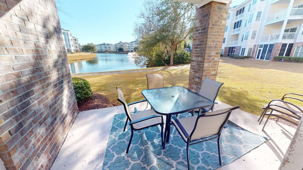 Magnolia Pointe Luster Leaf 4861-104 3 Bedroom Condo