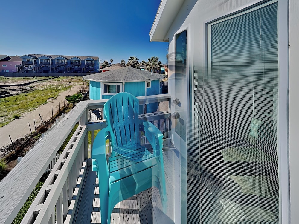 Sunday Villas Sunday Funday by Silver Sands Vacation Rentals