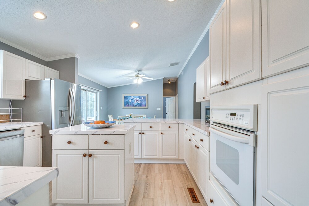 8 Mi to Jordan Lake: Spacious New Hill Home