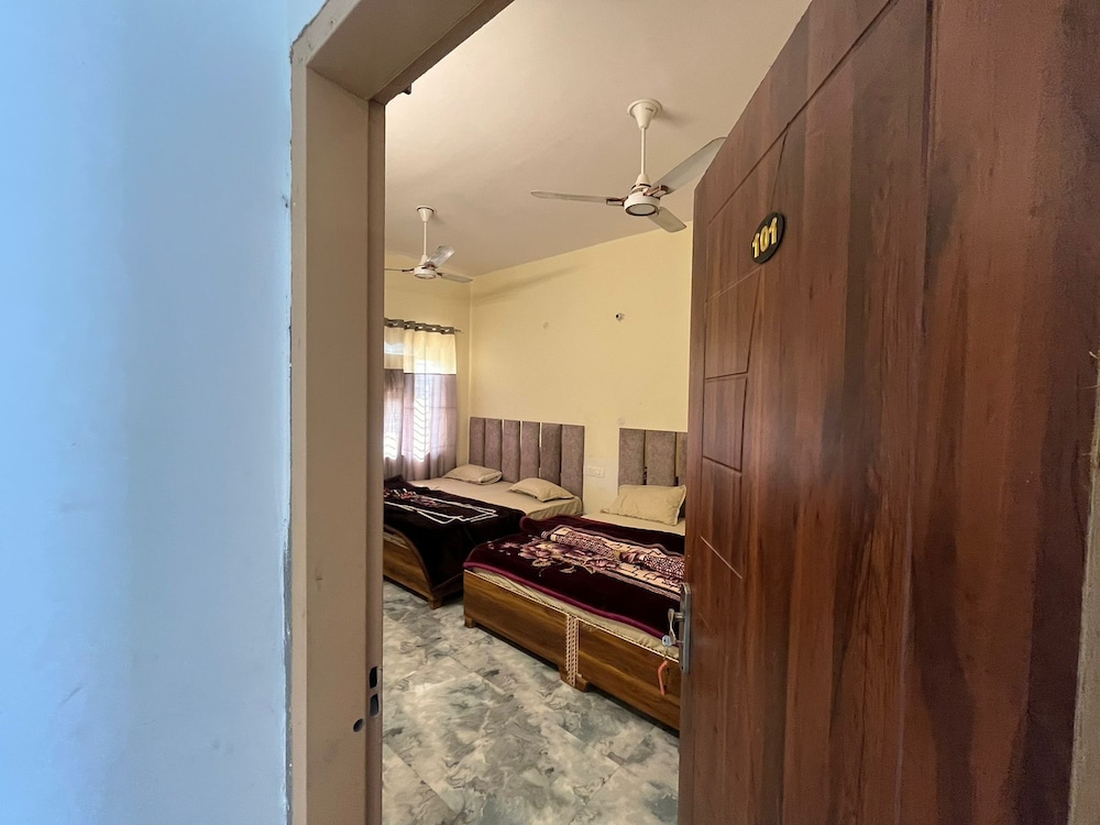 Maharaja Hotel and Dhaba