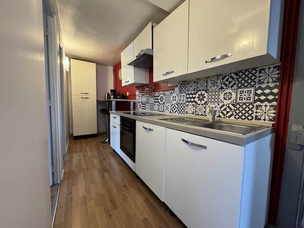 Villa in Le Mans Near Plantagenet City