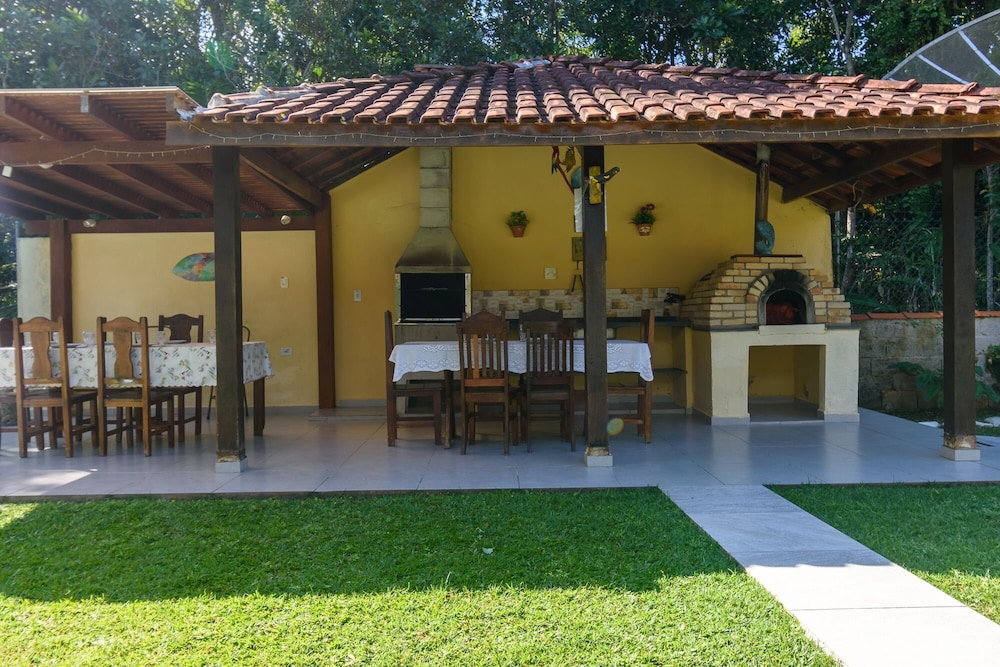 Excelente casa Maresias à 100m da praia