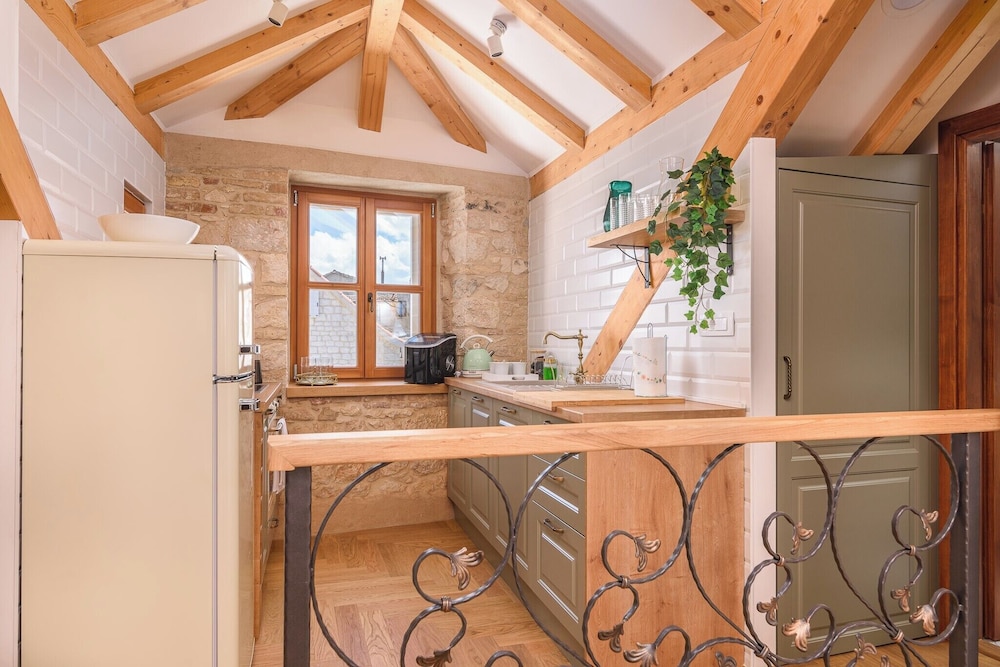 Oleander Center Suites