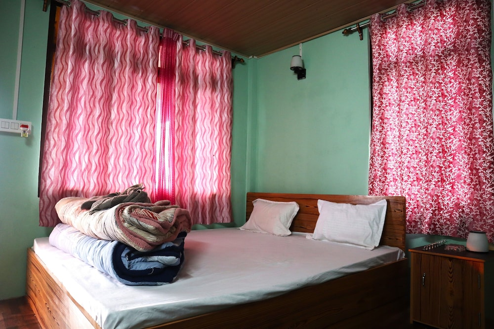 Okhli Homestay