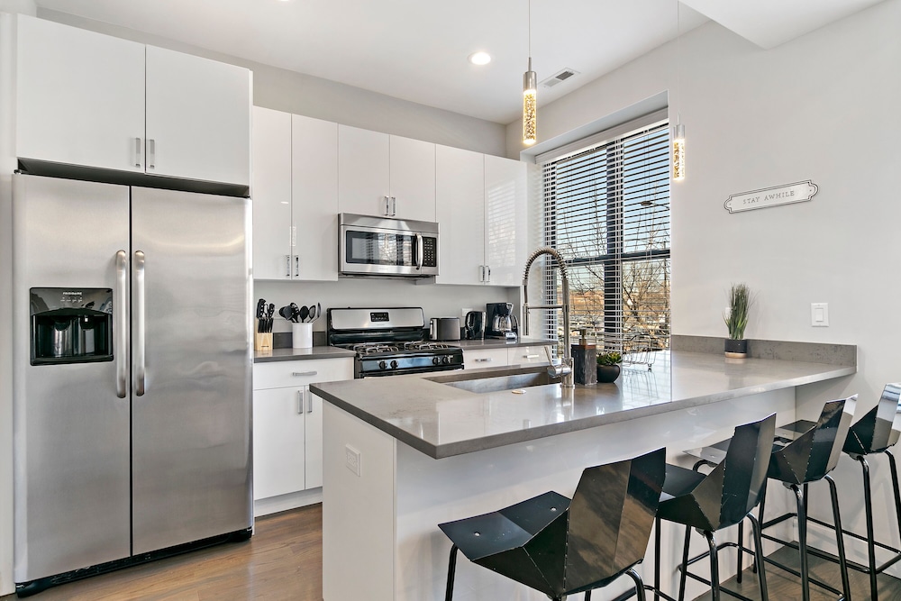 3BR Complete and Spacious - Div 301 rep