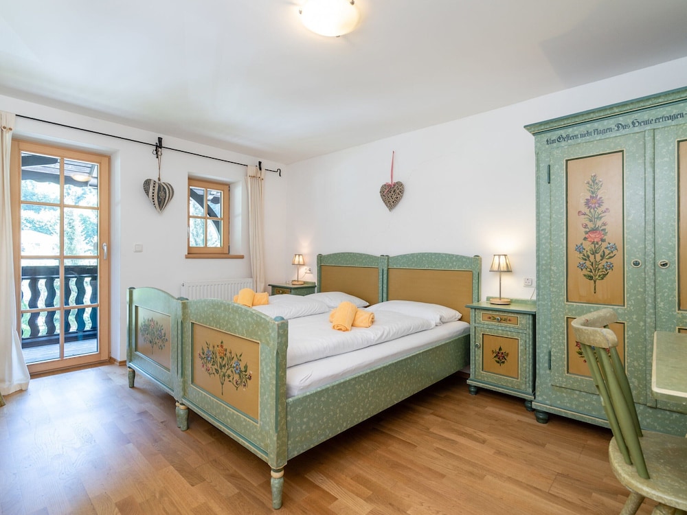 Spacious Villa in Zell am See near Ski Area view 4