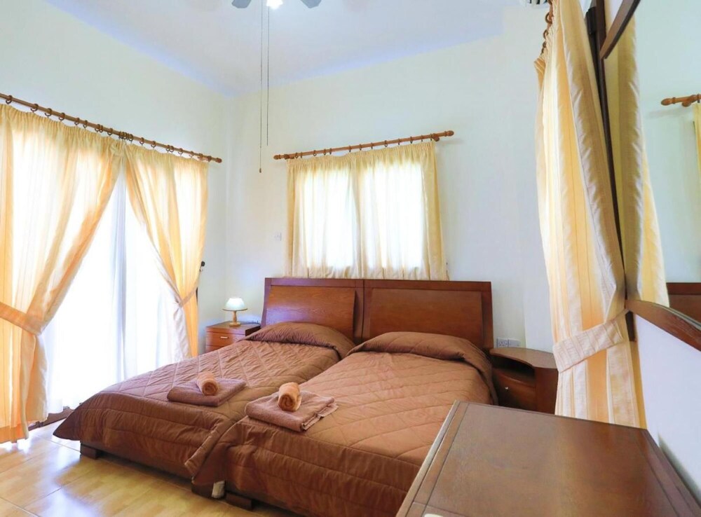 Villa Tsikkos Ena in Argaka