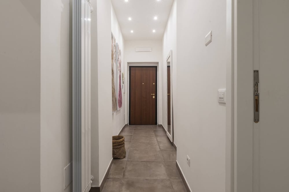 Vatican Suite 2 Levels Completely Renovated