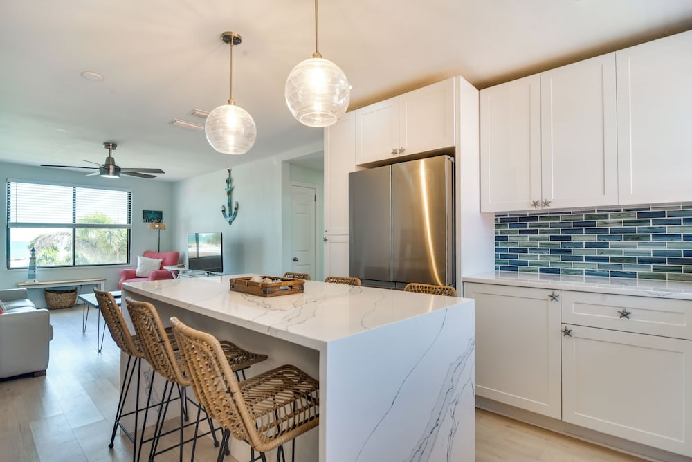 Condo at Upham Beach Park w/ Heated Pool Access!