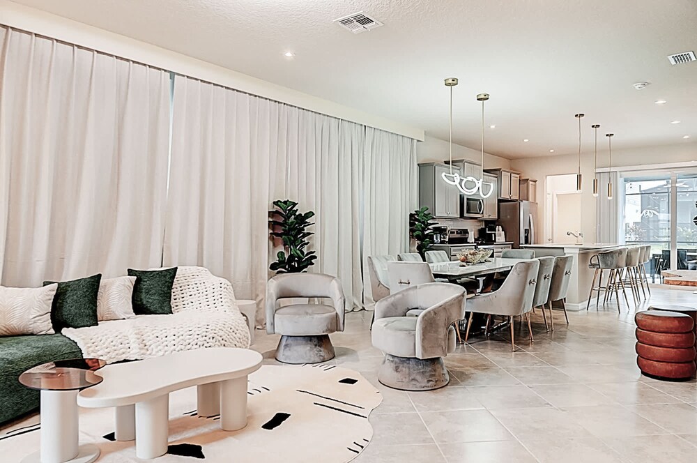 15975 Brand New 5BR Family House With Private Pool