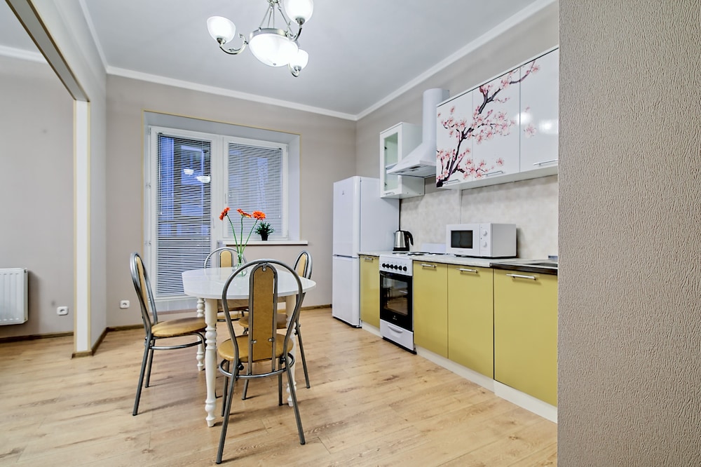 FlatHome24 Fermskoye 20