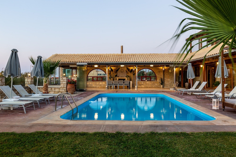 Golden Sand Beach Villa Villa