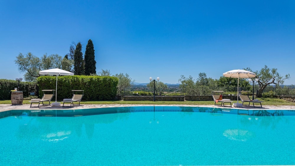 Villa Giulia 10 in Tuoro sul Trasimeno view 4
