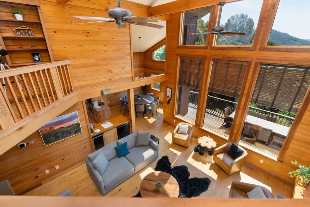 Love Afton Cabin - Family Home