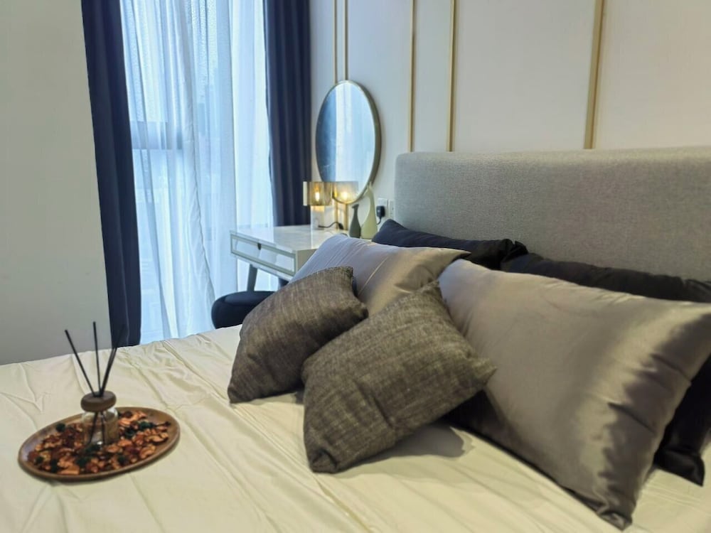 The Axon Bukit Bintang by SMOVF BNB