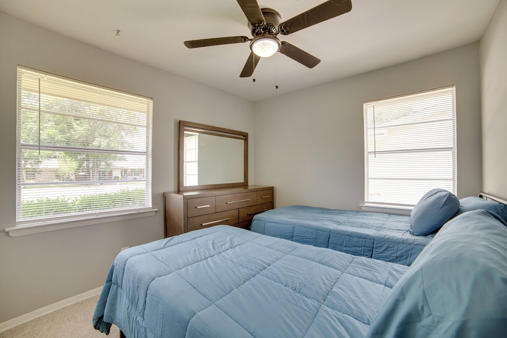 Pet-friendly Sachse Home: Large Fenced Yard