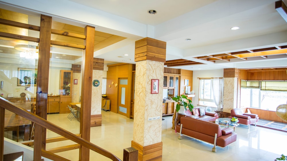 Dong Shan He B&B