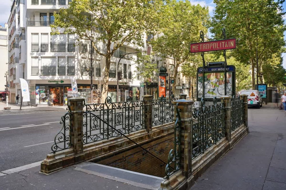 Charming Studio- Balcony in Montmartre- Mobility