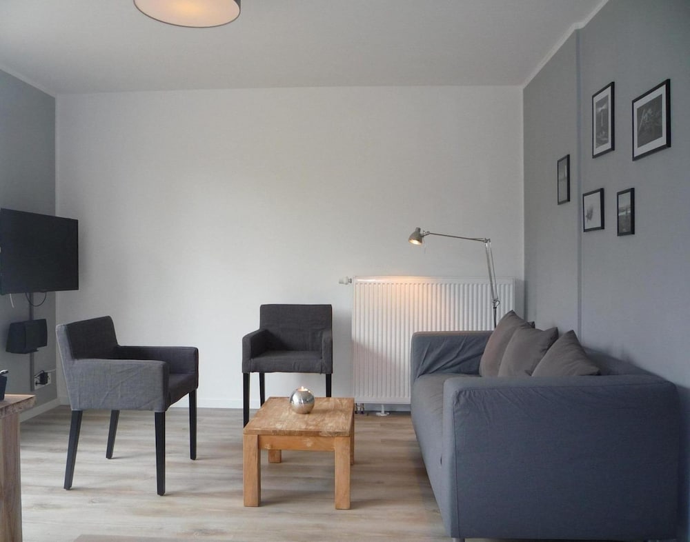 Bungalow for 4 Persons With South-facing Terrace