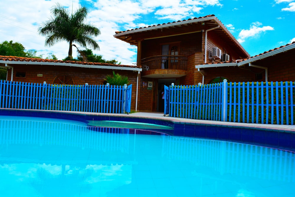 Hostal Valle De Las Camelias