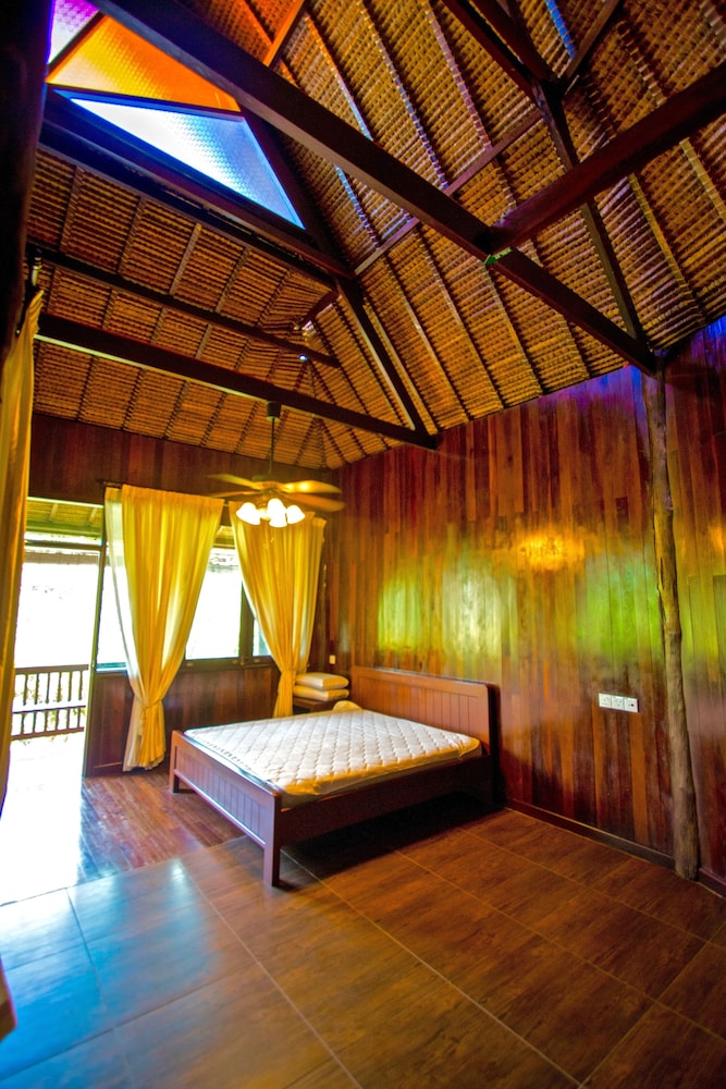 The Waterway Villa