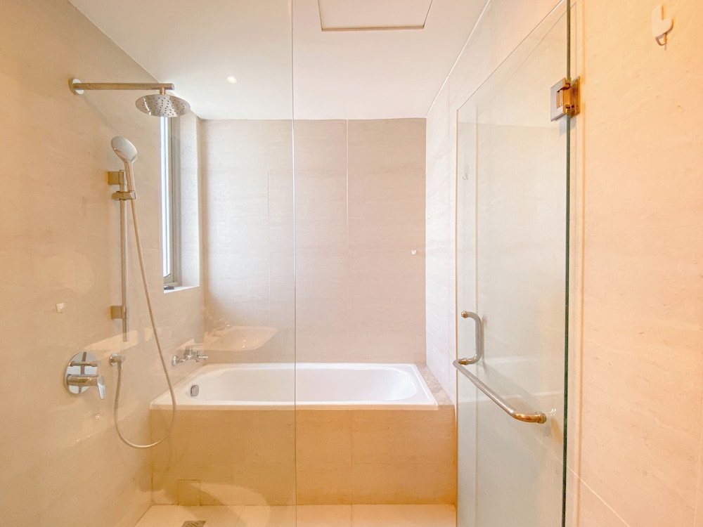 Fully Furnished and Elegant 2BR at Gold Coast Apartment PIK