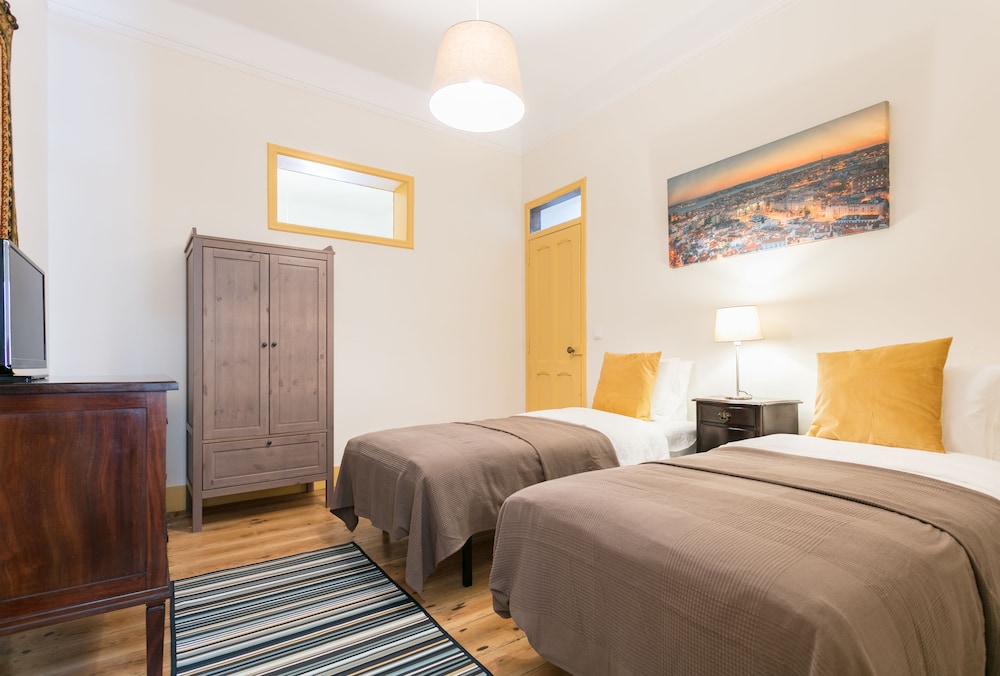 Vintage Apartment in Historic Lisbon